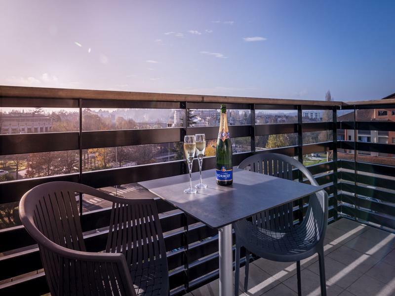 Le Wasconia Appart'Hotel Дакс Экстерьер фото